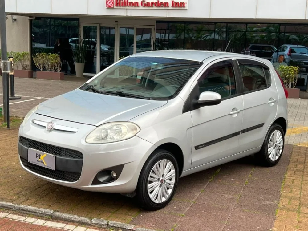 Fiat Palio ESSENCE 1.6 2014 FLEX