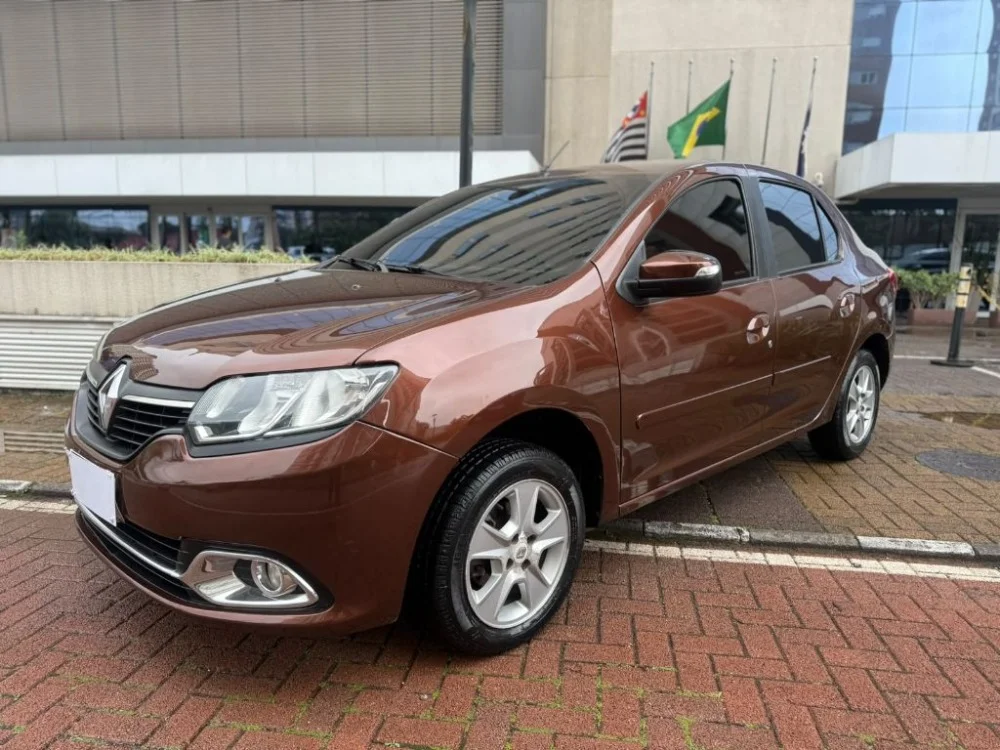 Renault LOGAN EXPRESSION 1.6 2015 FLEX