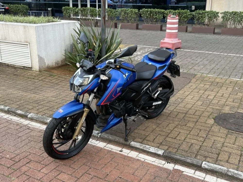 DAFRA APACHE RTR 200cc